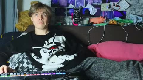 Tony online show from February 3, 7:52 pm