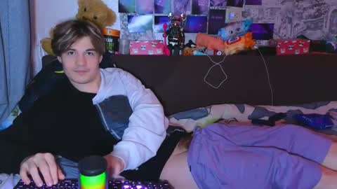 Tony online show from February 18, 9:20 pm