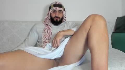 Omar online show from October 29, 7:33 am