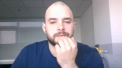 omgwhereim online show from February 2, 11:19 am