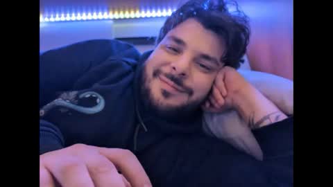 Snapshot of onecrew1 chatting on October 3, 1:49 pm onecrew1 online show from October 3, 1:49 pm