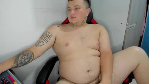 Andres INDEPENDENT MODEL online show from January 9, 4:01 pm