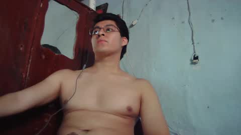 oomaurooo online show from December 22, 6:48 pm