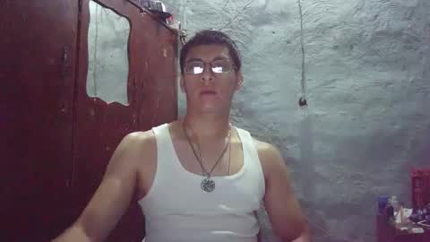 oomaurooo online show from September 17, 12:33 am