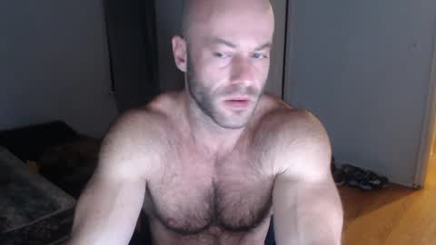 Snapshot of oregon87 chatting on February 10, 4:19 am The Oregon Lumberjack online show from February 10, 4:19 am