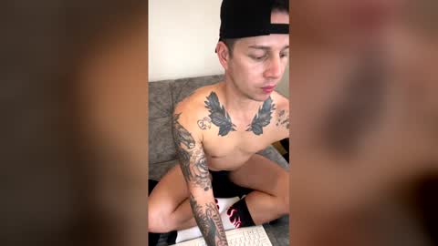 Orienzo online show from February 16, 10:30 pm