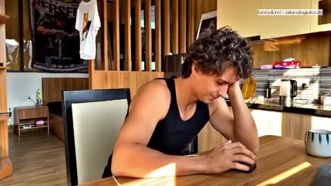 Fansly and Instagram -  online show from March 27, 8:37 am