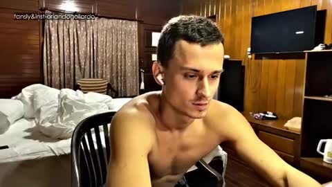 Fansly and Instagram -  online show from November 26, 2:53 pm