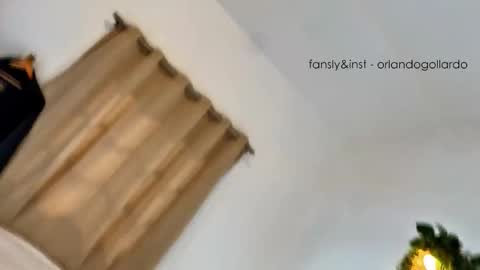 Fansly and Instagram -  online show from December 17, 7:04 am