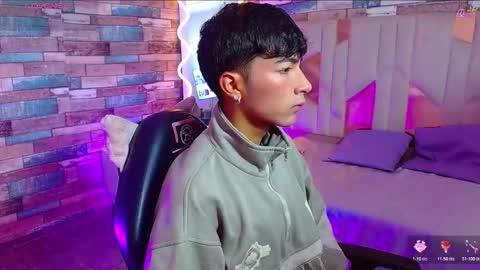 osamu_tay online show from March 8, 11:36 am