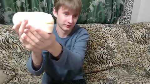 Oscar online show from December 21, 8:43 pm