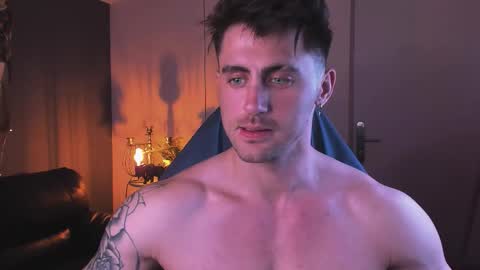 Oscar online show from October 5, 9:30 pm