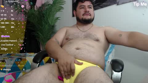 Snapshot of oso_gael chatting on December 6, 6:17 pm Bear Gael online show from December 6, 6:17 pm