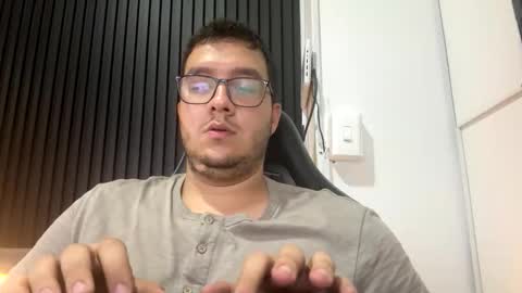 Snapshot of osomalicioso chatting on November 1, 5:55 am juan online show from November 1, 5:55 am