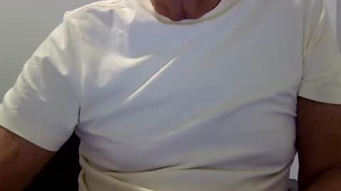Ossi online show from June 2, 2:12 am