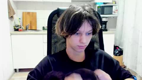 Ostin online show from December 18, 11:39 am