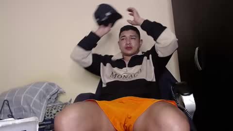 otto_stud online show from February 24, 4:16 am