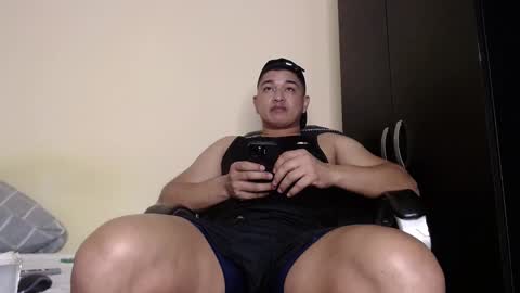 otto_stud online show from December 29, 4:05 am