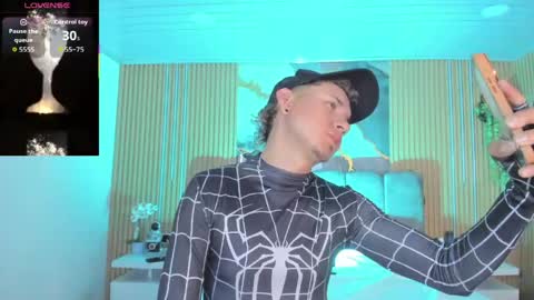 Owen Drak online show from May 1, 2:26 am