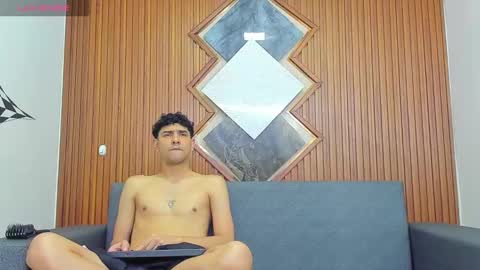 owen_mccarthy online show from December 9, 11:58 am