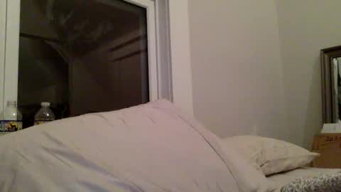 ozzysocks online show from March 15, 7:49 am