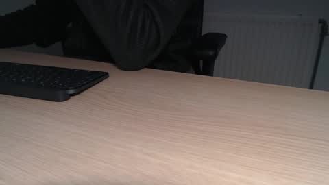 Snapshot of p_lovar chatting on February 14, 6:40 pm Pierre online show from February 14, 6:40 pm