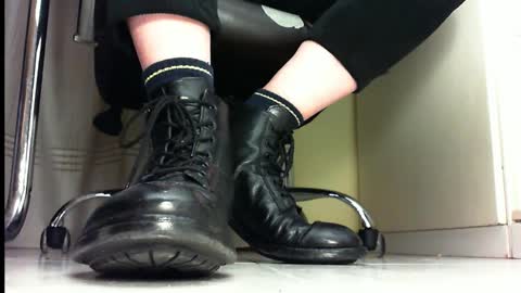 Snapshot of pablomenesssl chatting on March 6, 11:53 pm Pablo Meness online show from March 6, 11:53 pm