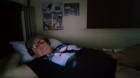 panos online show from April 10, 10:00 am