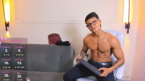 Ryan And Casper online show from June 17, 1:57 pm