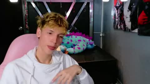 park_jimin1 online show from September 29, 12:24 pm