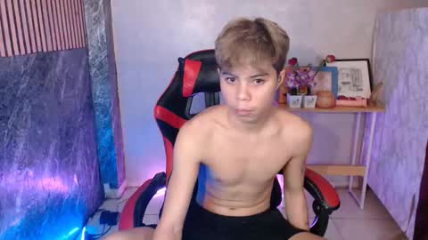 HENRY online show from November 2, 6:23 pm