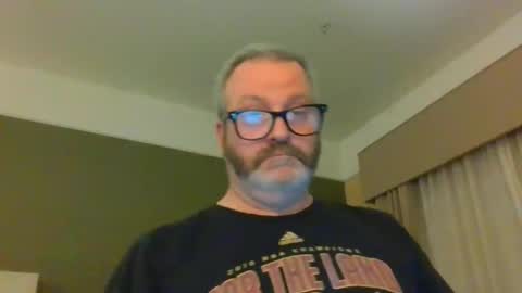 Snapshot of passporttraveler1 chatting on January 21, 2:22 am passporttraveler1 online show from January 21, 2:22 am