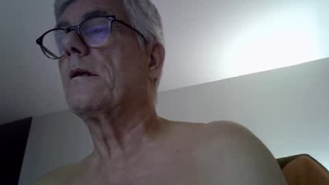 patrick5275 online show from September 12, 8:42 pm