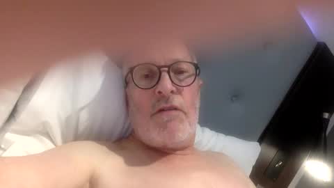 Snapshot of patrickm53 chatting on January 24, 11:02 pm patrickm53 online show from January 24, 11:02 pm