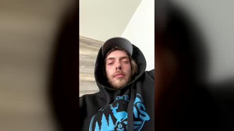 paul856963 online show from March 9, 9:20 pm