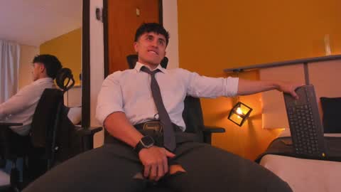 Paul online show from December 31, 1:08 pm