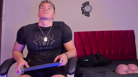 Paull George online show from October 3, 5:07 pm