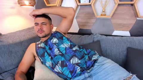 Paul Rivera online show from September 13, 2:01 am