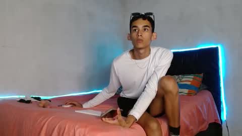 paulosex12 online show from October 23, 12:36 am