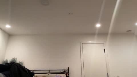 paulwill2377 online show from February 25, 2:12 am