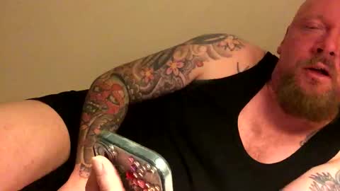 paulyb445 online show from October 29, 3:42 am