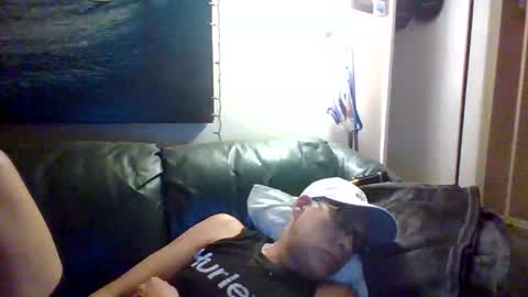 pawgkiller online show from April 18, 3:19 am