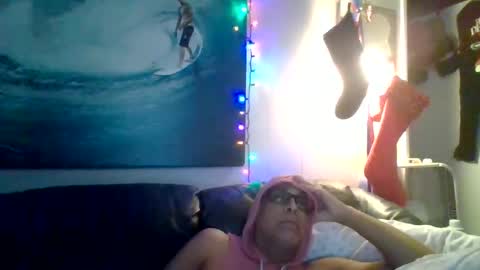 pawgkiller online show from December 28, 6:28 am