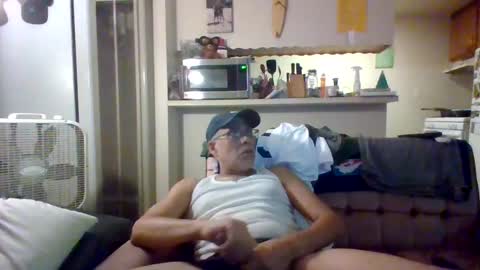 pawgkiller online show from October 7, 3:21 am