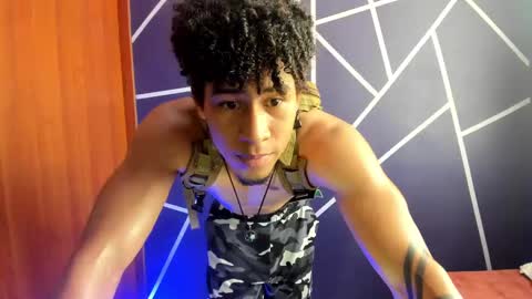 Pendragom online show from December 8, 2:41 pm