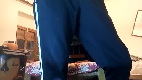 penesvoladores92 online show from December 2, 9:51 pm