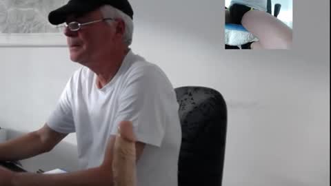 Mr Pondaro online show from December 5, 1:49 pm