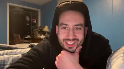 peteypete204 online show from March 7, 4:10 am