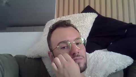 piazaocwbbb online show from December 13, 9:10 pm