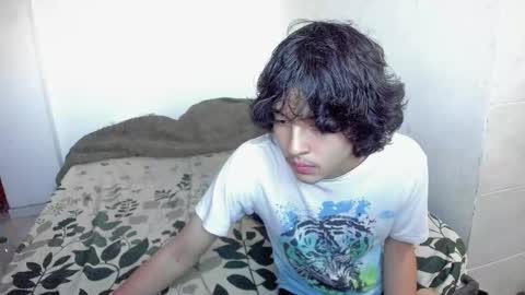 picaszomilos350 online show from November 29, 11:34 am